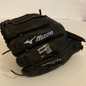 Mizuno Prospect Max Flex Ball Glove 10” EUC